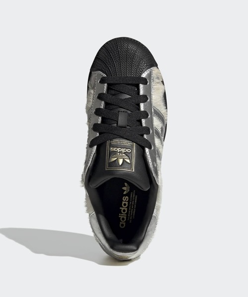 adidas(アディダス)の「スーパースター / SUPERSTAR II W / アディダスオリジナルス adidas Originals スニーカー(スニーカー・レディース・ベージュ・27.5cm/28.0cm/24.5cm/25.0cm/25.5cm/26.0cm/26.5cm/27.0cm/22.0cm/22.5cm/23.0cm/24.0cm/23.5cm)」の2枚目の写真