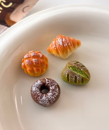 Ein（アイン）の「Ein/【4点セット】リアルパン 立体マグネット / ほっこり可愛い ミニパン 磁石（インテリア雑貨）」