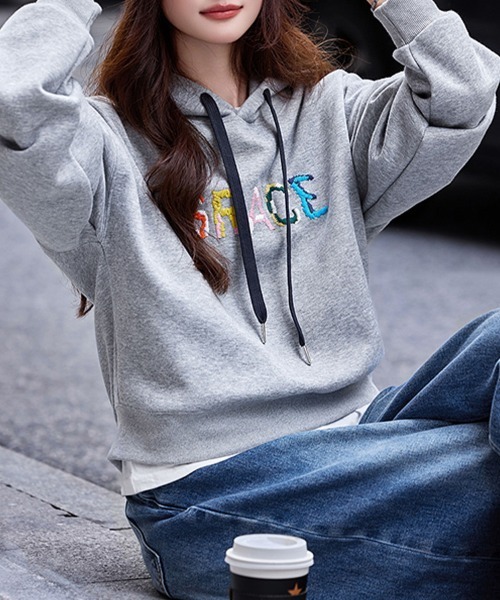ONEP STAR(ワンピスター)の「カラフルロゴ刺繍配色パーカー(パーカー・レディース・ネイビー/グレー・LARGE/MEDIUM/X-LARGE)」の6枚目の写真