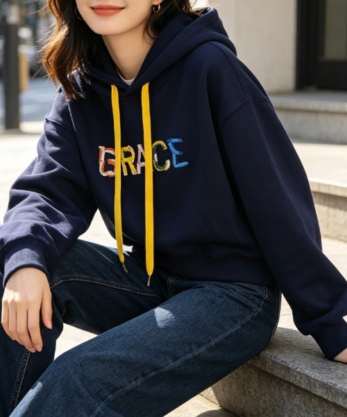ONEP STAR(ワンピスター)の「カラフルロゴ刺繍配色パーカー(パーカー・レディース・ネイビー/グレー・LARGE/MEDIUM/X-LARGE)」の13枚目の写真