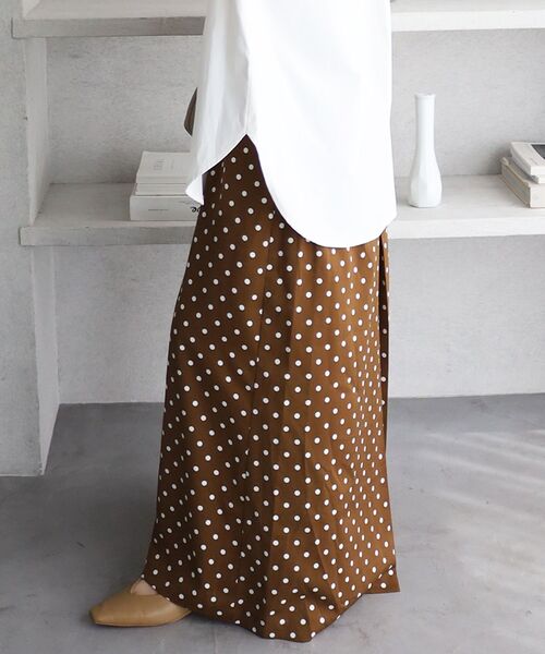 le.coeur blanc(ルクールブラン)の「ドットタックワイドパンツ(その他パンツ・レディース・ブラック系その他・38)」の4枚目の写真
