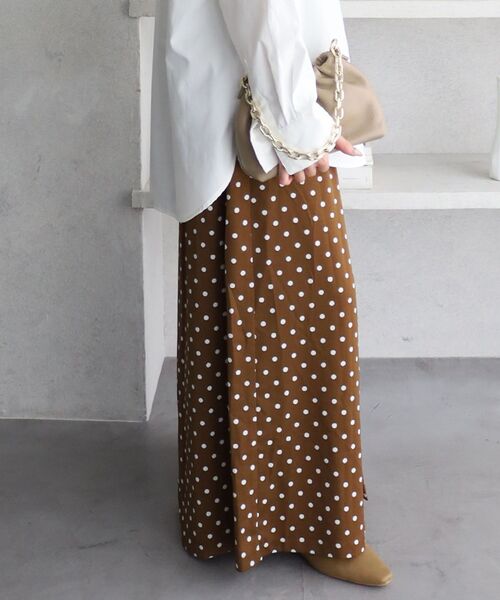 le.coeur blanc(ルクールブラン)の「ドットタックワイドパンツ(その他パンツ・レディース・ブラック系その他・38)」の6枚目の写真
