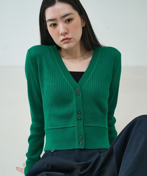 NOMINE（ノミネ）の「リブ切替ショートカーディガン｜Vネック（カーディガン/ボレロ・レディース・グリーン/アイボリー/チャコールグレー・フリー）」の3枚目の写真