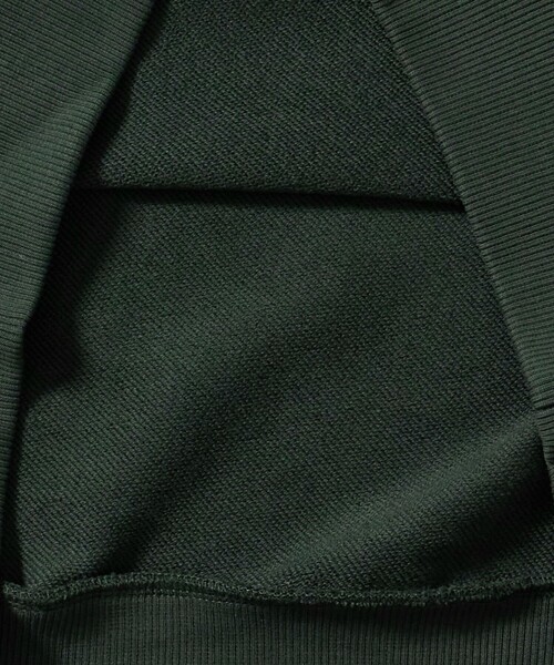 FRED PERRY(フレッドペリー)の「<FRED PERRY>ロゴ クルーネック スウェット(Tシャツ/カットソー・メンズ・ダークグリーン/オフホワイト・M/L)」の7枚目の写真