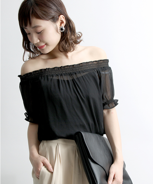 WEGO（ウィゴー）の「WEGO/ギャザーオフショルダーブラウス（シャツ/ブラウス・レディース・サックスブルー/ブラック/ブラック系その他2/ホワイト/オレンジ/イエロー・FREE）」の2枚目の写真