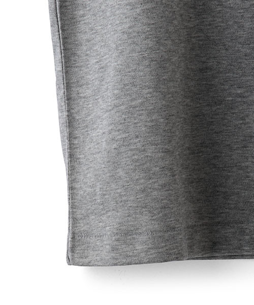 ESTNATION（エストネーション）の「ESTNATION Vネックカットソー（Tシャツ/カットソー・レディース・オフホワイト/グレー/ブラック・38）」の14枚目の写真