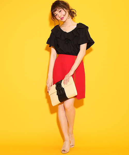 one after another NICE CLAUP（ワンアフターアナザーナイスクラップ）の「フリルトップス（Tシャツ/カットソー・レディース・レッド/ベージュ/ブラック/オフホワイト・FREE）」の8枚目の写真