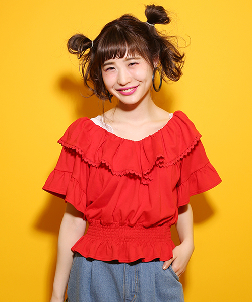 one after another NICE CLAUP（ワンアフターアナザーナイスクラップ）の「フリルトップス（Tシャツ/カットソー・レディース・レッド/ベージュ/ブラック/オフホワイト・FREE）」の18枚目の写真