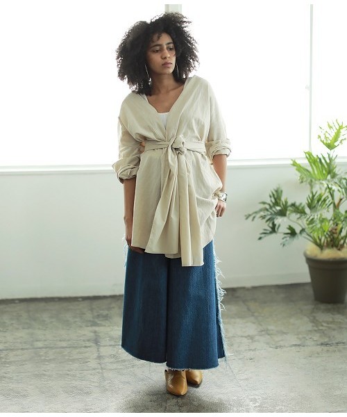 TODAYFUL（トゥデイフル）の「BLAKE's Denim（デニムパンツ・レディース・ブルー・26inch/24inch/25inch/23inch）」の2枚目の写真