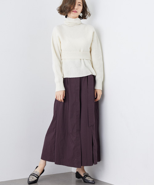 STUDIOUS（ステュディオス）の「2WAYベルトタートルニット（ニット/セーター・レディース・グレー/オフホワイト/ネイビー・FREE）」の4枚目の写真