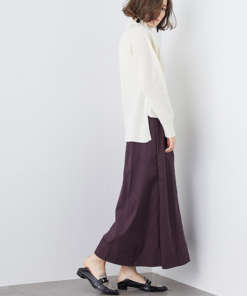 STUDIOUS（ステュディオス）の「2WAYベルトタートルニット（ニット/セーター・レディース・グレー/オフホワイト/ネイビー・FREE）」の7枚目の写真