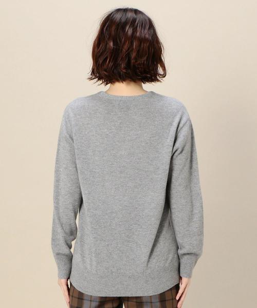 BEAUTY&YOUTH UNITED ARROWS（ビューティーアンドユースユナイテッドアローズ）の「BY カシミヤVネックニット ◆（ニット/セーター・レディース・ライトグレー/レッド/ライラック・FREE）」の7枚目の写真