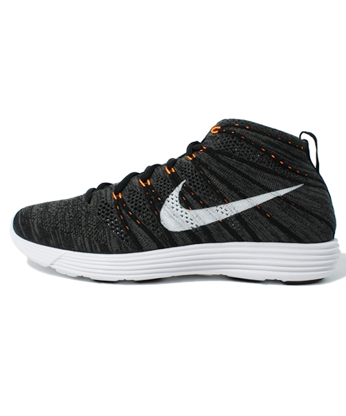 BEAMS（ビームス）の「NIKE ﾙﾅFLYKNIT（スニーカー・メンズ・グレー/ブラック/レッド・26/26.5/27/27.5/28/28.5）」の4枚目の写真