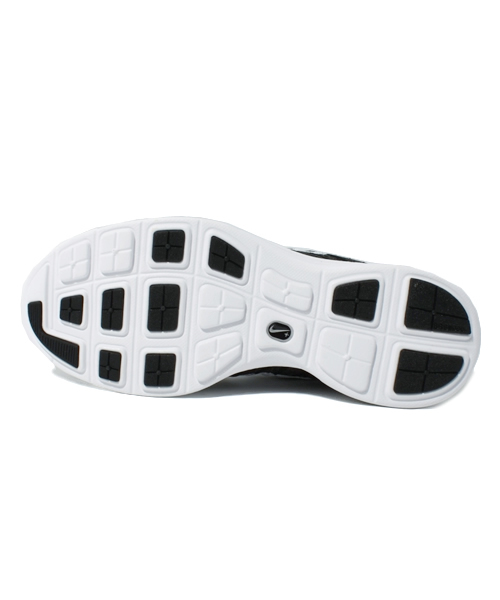 BEAMS（ビームス）の「NIKE ﾙﾅFLYKNIT（スニーカー・メンズ・グレー/ブラック/レッド・26/26.5/27/27.5/28/28.5）」の5枚目の写真