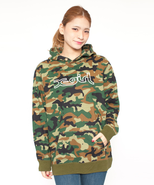 X-girl（エックスガール）の「X-girl VARIOUS SWEAT BIG PULLOVER（パーカー・レディース・ホワイト/カモフラージュ/ブラック/アッシュグレー/グリーン/ネイビー/A/B・ONE SIZE）」の6枚目の写真