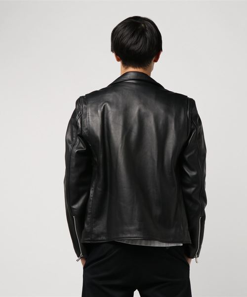 MAISON SPECIAL（メゾンスペシャル）の「イタリアンレザーアクティブ