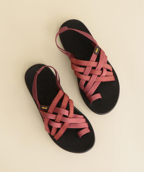 Teva(テバ)の「<TEVA(テバ)>∴VOYA STRAPPY ボヤストラッピー サンダル(サンダル・レディース・ブラック/ワインレッド・5/7/6/8)」の8枚目の写真