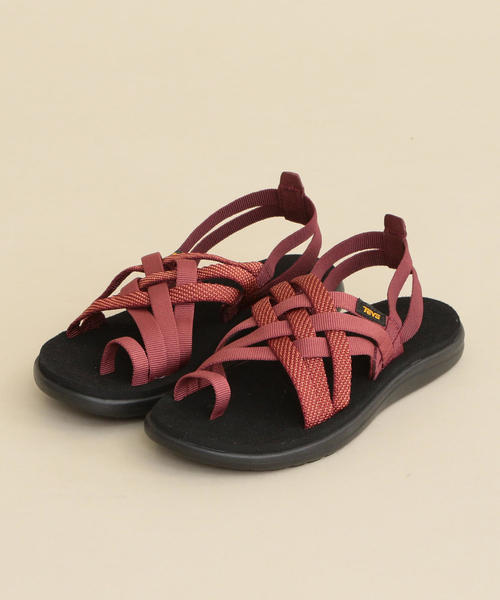 Teva(テバ)の「<TEVA(テバ)>∴VOYA STRAPPY ボヤストラッピー サンダル(サンダル・レディース・ブラック/ワインレッド・5/7/6/8)」の9枚目の写真