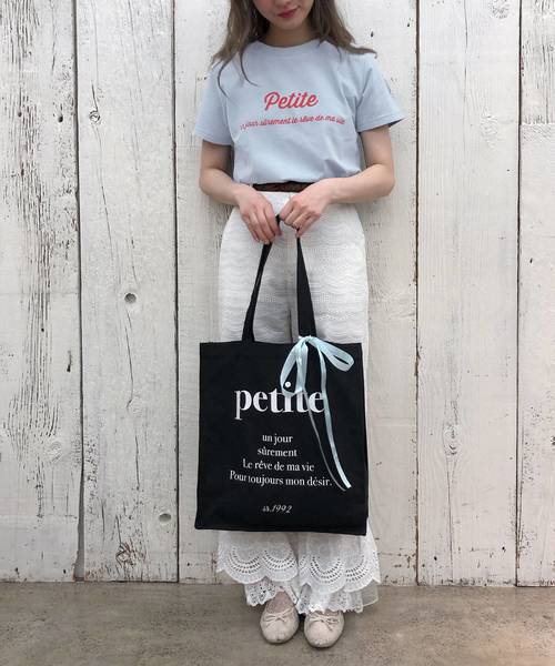 one after another NICE CLAUP（ワンアフターアナザーナイスクラップ）の「【Petite by NICE CLAUP】rogo tee（Tシャツ/カットソー・レディース・オフホワイト/ブルー/ブラック/レッド・FREE）」の19枚目の写真