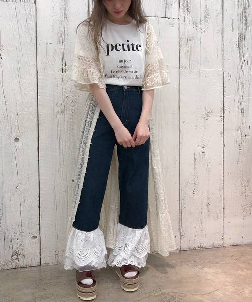 one after another NICE CLAUP（ワンアフターアナザーナイスクラップ）の「【Petite by NICE CLAUP】rogo tee（Tシャツ/カットソー・レディース・オフホワイト/ブルー/ブラック/レッド・FREE）」の8枚目の写真