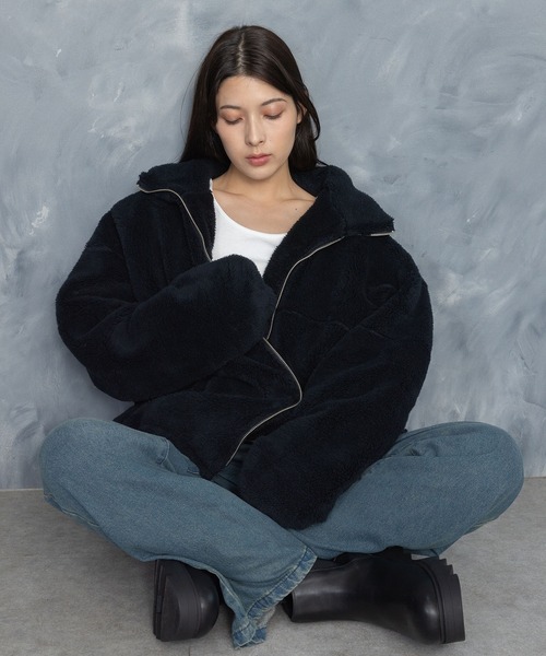 Starting Over(スターティングオーバー)の「スーパービッグシルエット もこもこボアブルゾン(ブルゾン・メンズ・ブラック/ベージュ/ブラック×ホワイト/ベージュ×ブラック/チャコールグレー×ブラック・M/L/XL)」の16枚目の写真