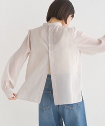 ニュアンスカラーシアー 後ろデザインブラウス