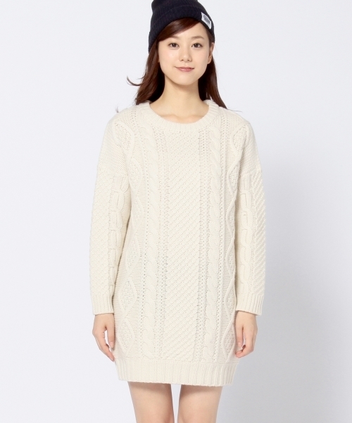 Another Edition（アナザーエディション）の「3ゲージケーブルチュニック/AE 3G CABLE TUNIC（ニット/セーター・レディース・オフホワイト/グレー/ネイビー・ﾌﾘ-）」の8枚目の写真