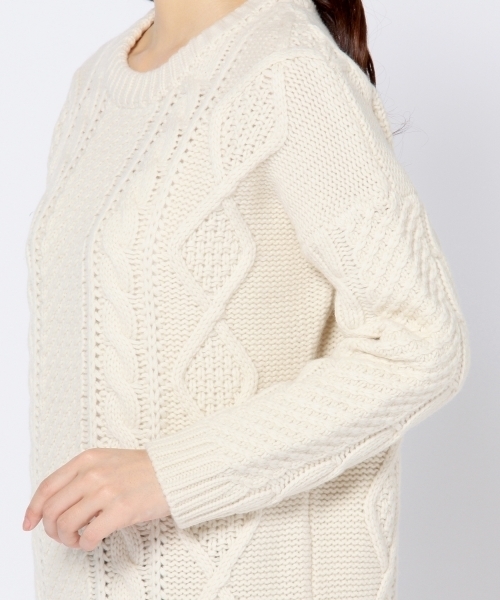 Another Edition（アナザーエディション）の「3ゲージケーブルチュニック/AE 3G CABLE TUNIC（ニット/セーター・レディース・オフホワイト/グレー/ネイビー・ﾌﾘ-）」の12枚目の写真