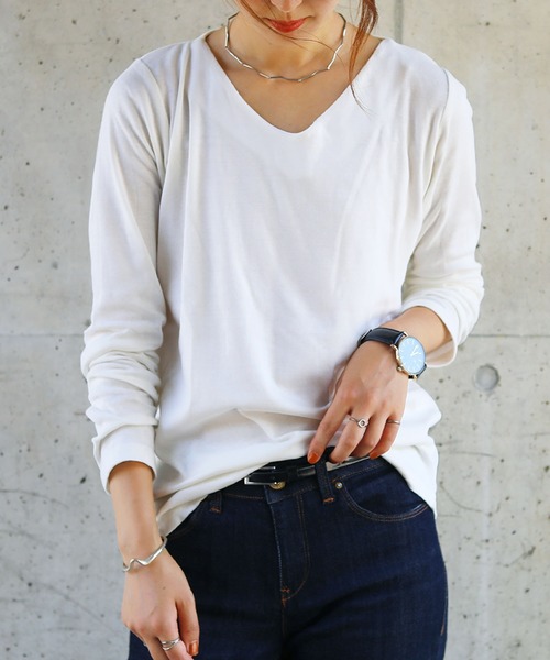 Fashion Letter（ファッションレター）の「フライスVネックロンT（Tシャツ/カットソー・レディース・チャコールグレー/ライトグレー/ブラック/ネイビー/オフホワイト/カーキ/マジェンタ/杢グレー/グレイッシュベージュ・M/LL/3L/4L/L）」の2枚目の写真