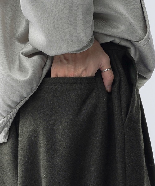 kutir(クティール)の「ウールライクバルーンタックパンツ セットアップ(その他パンツ・メンズ・ブラック/ダークブラウン/ベージュ/グリーン・SMALL/MEDIUM/LARGE)」の12枚目の写真