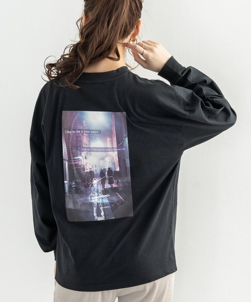 Rocky Monroe（ロッキーモンロー）の「オーバーサイズ グラフィックフォトプリント ロンT（Tシャツ/カットソー・メンズ・パープル系その他2/ベージュ系その他/グリーン系その他/パープル系その他/オフホワイト/パープル/グレイッシュベージュ/ブルー系その他2/グレー系その他/サックスブルー/グリーン/ホワイト系その他/ベージュ系その他2/グリーン系その他2/ホワイト系その他2/ブラック系その他2/ブルー系その他/ブラック・M/S/L）」の6枚目の写真