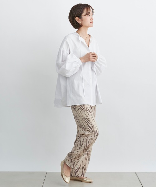 DouDou（ドゥドゥ）の「2WAY袖ボリュームブラウス（シャツ/ブラウス・レディース・ホワイト/チャコールグレー/サックスブルー・FREE）」の12枚目の写真