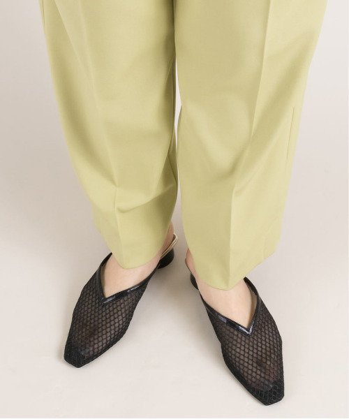 RANDA(ランダ)の「ソフト メッシュディティールVカットミュールパンプス(サンダル・レディース・ブラック/ベージュ・S/M/L/LL)」の3枚目の写真