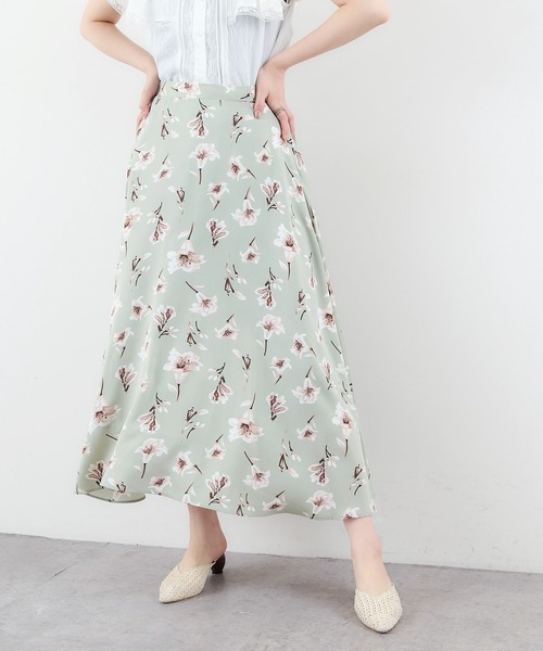 natural couture(ナチュラルクチュール)の「リリーフレアスカート(スカート・レディース・ライトベージュ/ミント/ブラック・FREE)」の3枚目の写真