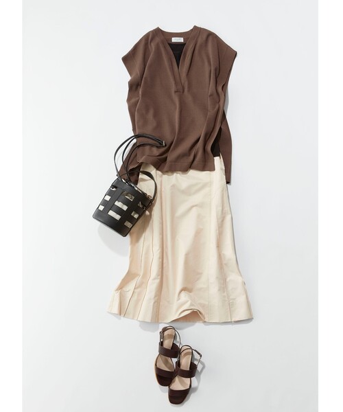 SHOO・LA・RUE（シューラルー）の「◆スクエアネックリブタンクトップ（タンクトップ・レディース・アイボリー/ベージュ/ブラック/ライトブルー/アイボリー系8/ベージュ系8・02/03/04/01）」の19枚目の写真