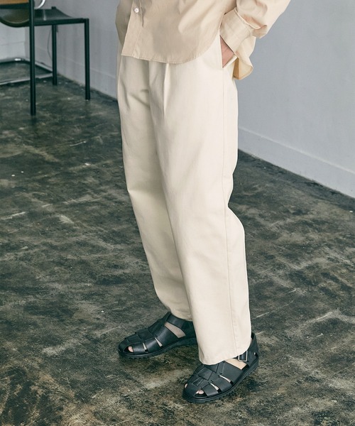 nowm（ノウム）の「【nowm】LOOSE WIDE STRAIGHT TUCK PANTS / ルーズ ワイドストレート タックパンツ（チノパンツ・メンズ・オフホワイト/カーキ・M/L）」の16枚目の写真