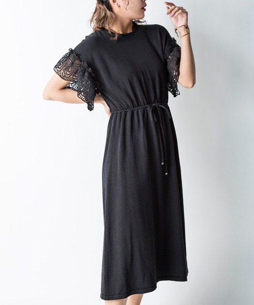 MILLION CARATS（ミリオンカラッツ）の「脚長見えするスタイルアップ効果！袖口にレースをあしらったサマーニットワンピース（ワンピース・レディース・ピンク/グリーン/ブラック/ベージュ・FREE）」の10枚目の写真