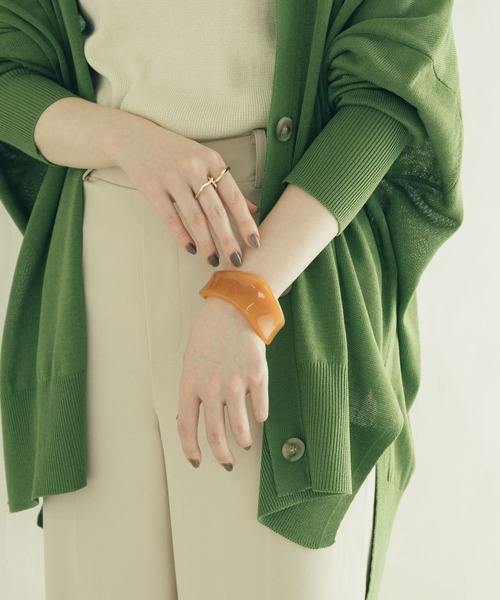 SMELLY（スメリー）の「ジュシウェーブバングル（バングル/リストバンド・レディース・ライトブラウン・-）」の4枚目の写真