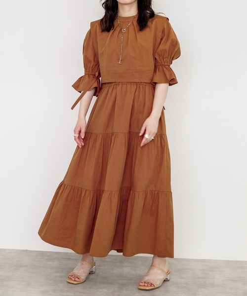 w closet（ダブルクローゼット）の「ベストSET半袖ティアードワンピース（ワンピース・レディース・スミクロ/ライトカーキ/アイボリー/キャメル/ボルドー・FREE）」の4枚目の写真