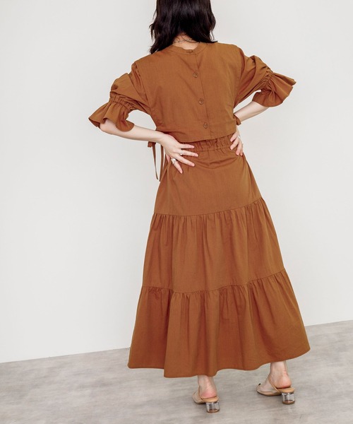 w closet（ダブルクローゼット）の「ベストSET半袖ティアードワンピース（ワンピース・レディース・スミクロ/ライトカーキ/アイボリー/キャメル/ボルドー・FREE）」の8枚目の写真