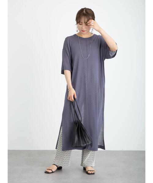 earth music&ecology（アースミュージックアンドエコロジー）の「シアーニットワンピース ＊（ワンピース・レディース・ダークブルー/ホワイト系その他2/ブラック/グレイッシュベージュ・FREE）」の13枚目の写真