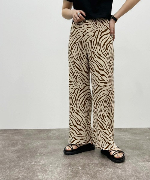 apres jour mignon（アプレジュールミニョン）の「アソートイージーパンツ 【ZOZOTOWN限定アイテム】（その他パンツ・レディース・マスタード/その他/ブルー系その他/ブラック系その他/ブラック/ブラウン系その他/ライトブラウン・X-LARGE/SMALL/MEDIUM）」の4枚目の写真