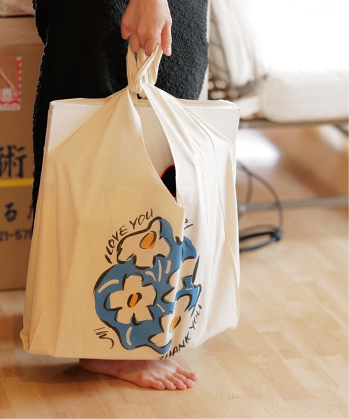 journal standard Furniture （ジャーナルスタンダードファニチャー）の「【IZUMIDALEE×JSF】MARCHE BAG マルシェバック（エコバッグ/サブバッグ・レディース・ホワイト系その他・FREE）」の5枚目の写真