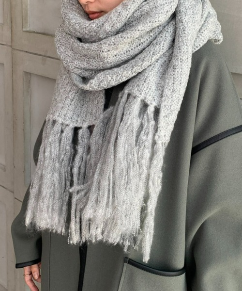 moment+（モーメントプラス）の「モヘヤタッチアクリル柄編みフリンジロングニットマフラー（マフラー・レディース・チャコールグレー/ブラック/ブラウン/ベージュ/杢グレー・FREE）」の18枚目の写真
