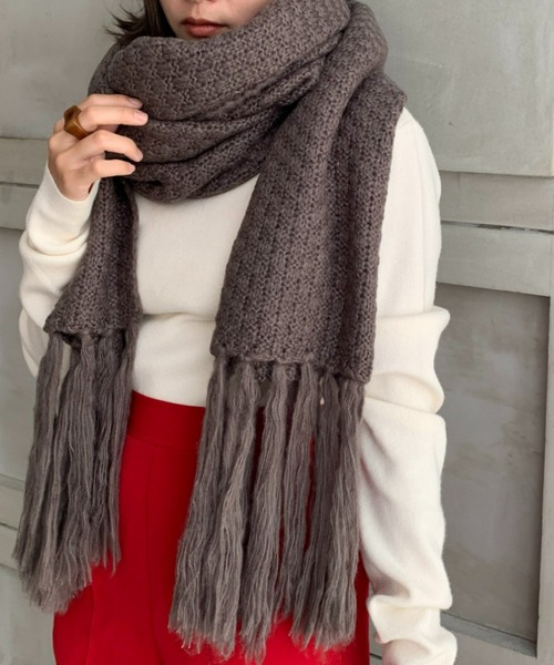 moment+（モーメントプラス）の「モヘヤタッチアクリル柄編みフリンジロングニットマフラー（マフラー・レディース・チャコールグレー/ブラック/ブラウン/ベージュ/杢グレー・FREE）」の15枚目の写真