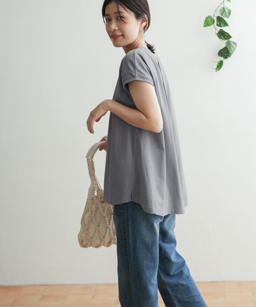 URBAN RESEARCH DOORS(アーバンリサーチドアーズ)の「センターステッチフレンチプルオーバー(Tシャツ/カットソー・レディース・チャコールグレー/ライトブルー/オフホワイト・ONE)」の4枚目の写真