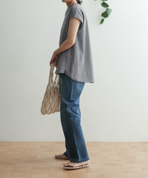 URBAN RESEARCH DOORS(アーバンリサーチドアーズ)の「センターステッチフレンチプルオーバー(Tシャツ/カットソー・レディース・チャコールグレー/ライトブルー/オフホワイト・ONE)」の8枚目の写真