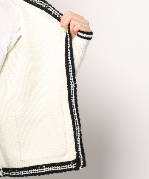 DOUBLE STANDARD CLOTHING（ダブルスタンダードクロージング）の「ビジューボタンニットジャケット（ノーカラージャケット・レディース・オフホワイト・36/38）」の12枚目の写真