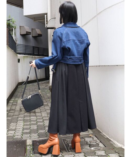 MURUA(ムルーア)の「レイヤードライダーストレンチコート【3way】(トレンチコート・レディース・ブラック/アイボリー/ブルー・FREE)」の14枚目の写真