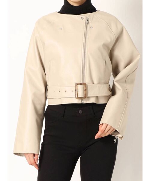 MURUA(ムルーア)の「レイヤードライダーストレンチコート【3way】(トレンチコート・レディース・ブラック/アイボリー/ブルー・FREE)」の18枚目の写真